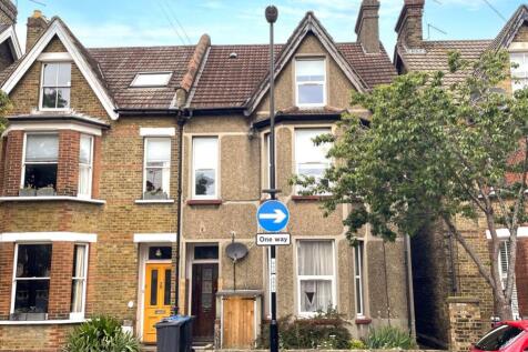 3 Ledbury Road, Croydon, CR0 1EP 4 bed terraced house for sale