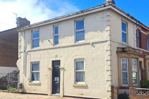 105 Poulton Street, Fleetwood, FY7 6LN 3 bed end of terrace house for sale