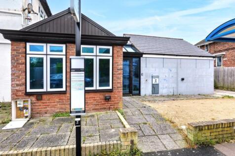 2 bedroom bungalow for sale