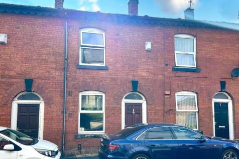 43 Stoneleigh Street, Oldham, OL1 4LE 2 bed terraced house for sale