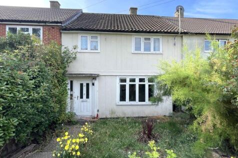 46 Longtown Road, Romford, RM3 7QR 3 bed terraced house for sale