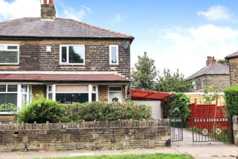 7 Moorlands Crescent, Halifax, HX2 8AA 3 bed semi