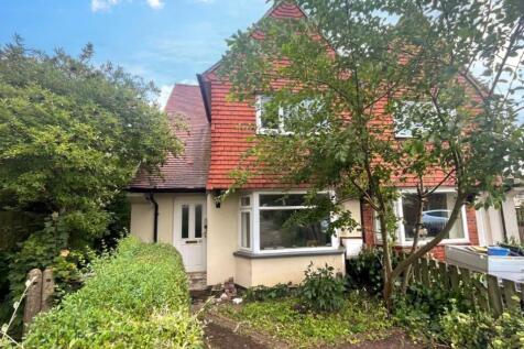 41 Abingdon Square, Nottingham, NG8 5HX 3 bed semi