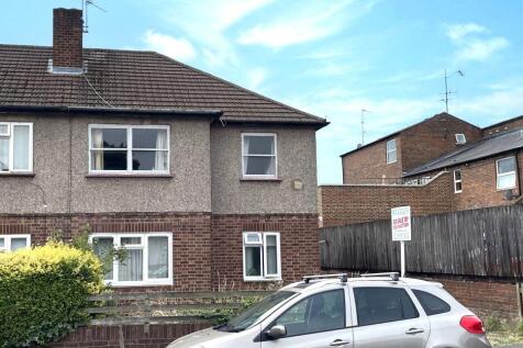 72 Ewart Road, Forest Hill, SE23 1BQ 2 bed maisonette for sale
