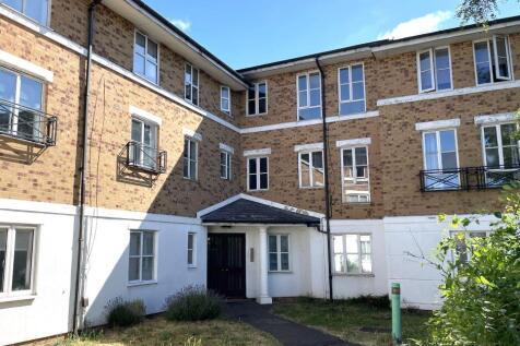 Flat 23 Springfield Court, Forsythia... 2 bed flat for sale