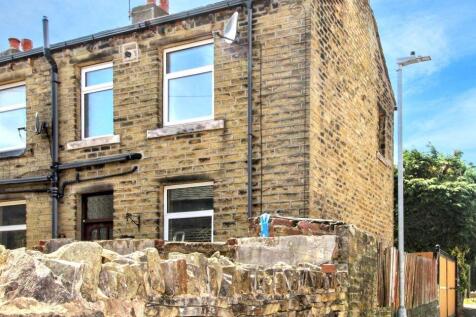 86 Church Street, Paddock... 2 bed end of terrace house for sale
