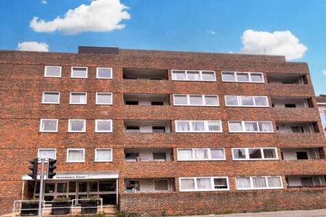 47 Hughenden Court, Mount Pleasant... 2 bed flat for sale