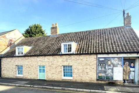 3 bedroom cottage for sale