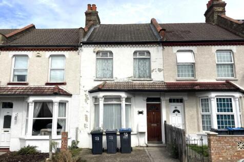 52 Westbrook Road, Thornton Heath... 3 bed terraced house for sale