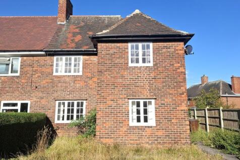 3 bedroom end of terrace house for sale