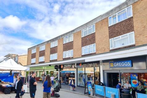 2 bedroom maisonette for sale