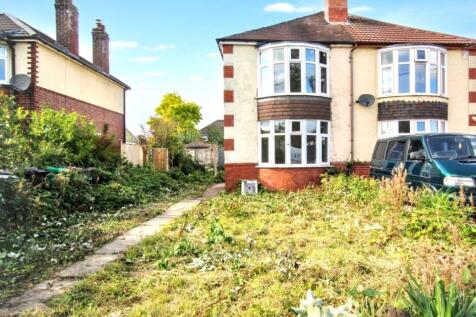 33 Valley Road, Wistaston, Crewe, CW2... 3 bed semi