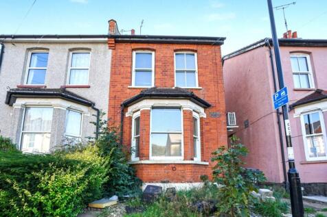 9 Little Roke Avenue, Kenley, CR8 5NN 2 bed semi