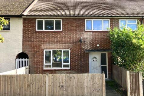 16 Dagnam Park Drive, Harold Hill... 3 bed terraced house for sale
