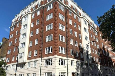 Studio flat for sale