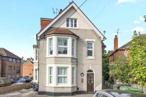 Flat 2, 42 Frimley Road, Camberley... 1 bed flat for sale
