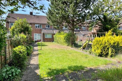 Station Road, Brough 3 bed terraced house for sale