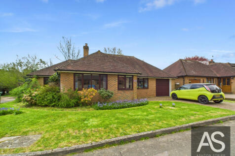 Gregory Walk, Sedlescombe, TN33 2 bed detached bungalow for sale