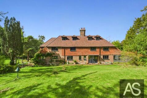 Henley Down, Catsfield, TN33 6 bed detached house for sale