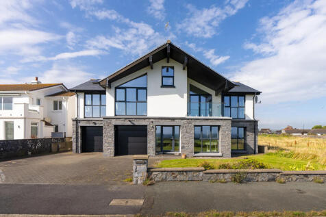 5 bedroom apartment for sale