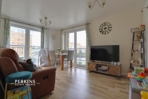 Northolt, UB5 2 bed apartment for sale
