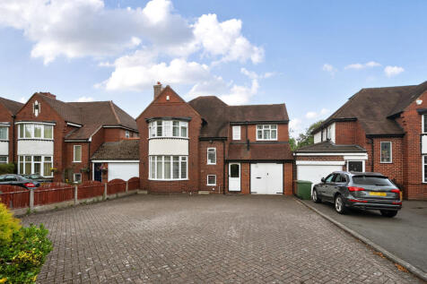 5 bedroom detached house for sale