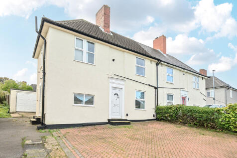 3 bedroom semi-detached house for sale
