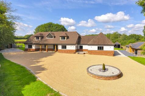 7 bedroom detached house for sale