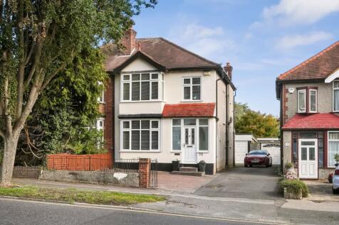 Church Hill Road, Cheam, SM3 3 bed semi