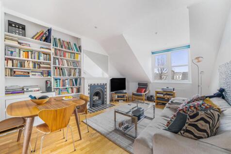 Brondesbury Road, London, NW6 2 bed flat for sale