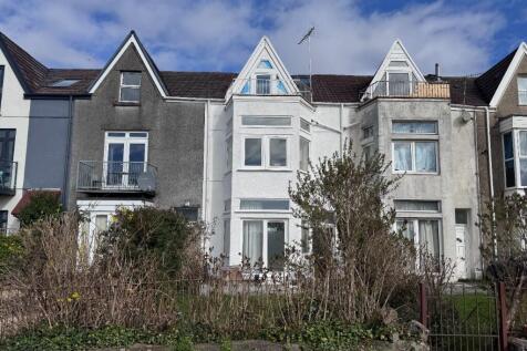 5 bedroom terraced house for sale