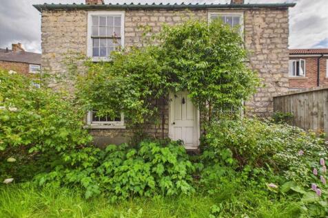 2 bedroom cottage for sale