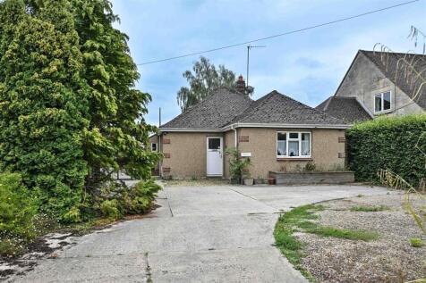 2 bedroom detached bungalow for sale