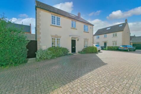 Bergman Close, Oxley Park, MK4 5 bed detached house for sale