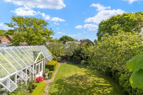 Hankham Hall Road, Pevensey BN24 3 bed detached house for sale