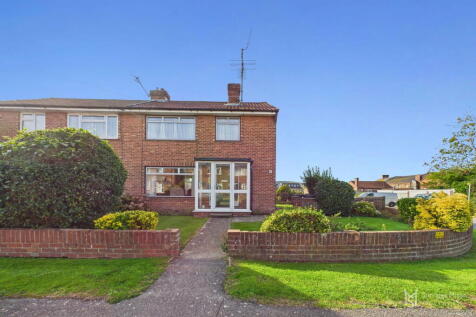 Gilda Crescent, Polegate BN26 3 bed semi
