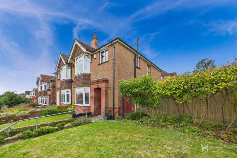 Longland Road, Eastbourne BN20 3 bed semi
