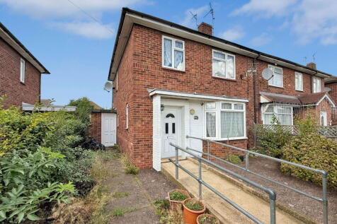Park Lane, Peterborough PE1 3 bed semi