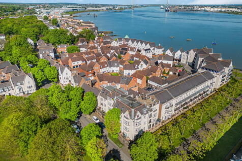 Ingress Park Avenue, Greenhithe DA9 3 bed penthouse for sale