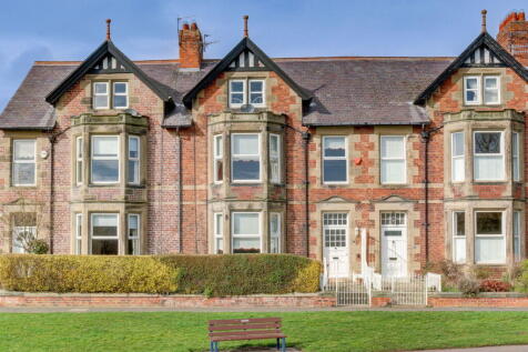 River View, Morpeth NE61 4 bed terraced house for sale