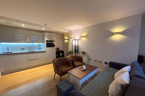 Fairfield Road, Brentwood CM14 2 bed apartment for sale
