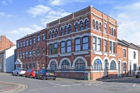 Pamlerston Road, Northampton NN1 2 bed flat for sale