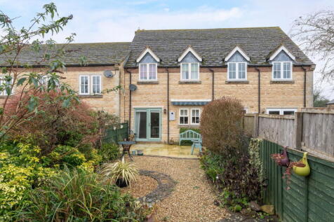 Elton PE8 3 bed terraced house for sale