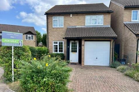Wemmick Close, Rochester ME1 3 bed detached house for sale