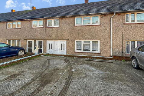 Sycamore Road, Rochester ME2 3 bed terraced house for sale