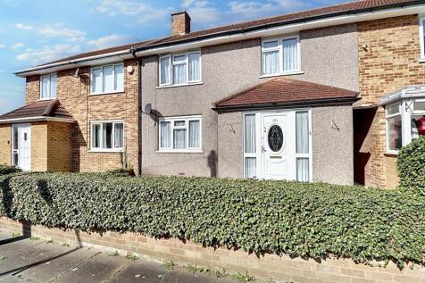 Bell Avenue, Romford RM3 3 bed terraced house for sale