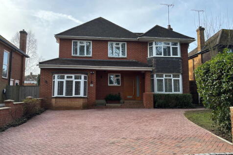 High Street South, Berkhamsted HP4 4 bed detached house for sale