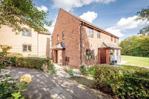 Miserden Crescent, Milton Keynes MK4 1 bed maisonette for sale