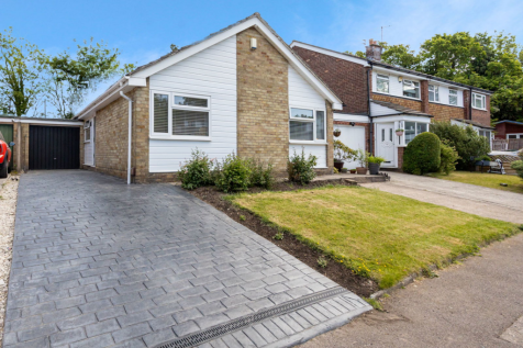 Cartmel Close, Cheadle SK8 3 bed detached bungalow for sale
