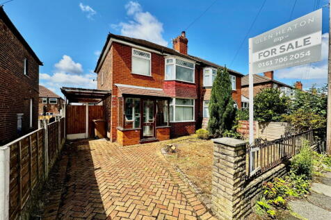 3 bedroom semi-detached house for sale